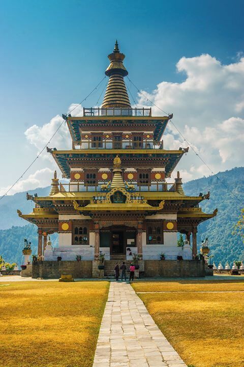 The inside of the temples are incredible but photography is not allowed on the inside.
#StunningStructures #Bhutan