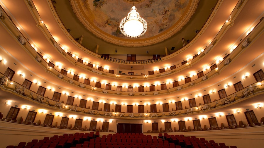 Teatro Peon Contreras som omfatter interiør og teaterliv