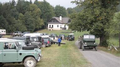 Land Rover Meeting Vsetin cz.
Rally at the forest with the LAND ROVER CZECH FORUM friends who drive every few months together a tour at the Czech republic