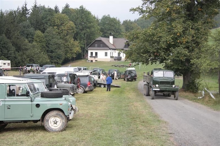 Land Rover Meeting Vsetin cz. 
Rally at the forest with the LAND ROVER CZECH FORUM friends who drive every few months together a tour at the Czech republic