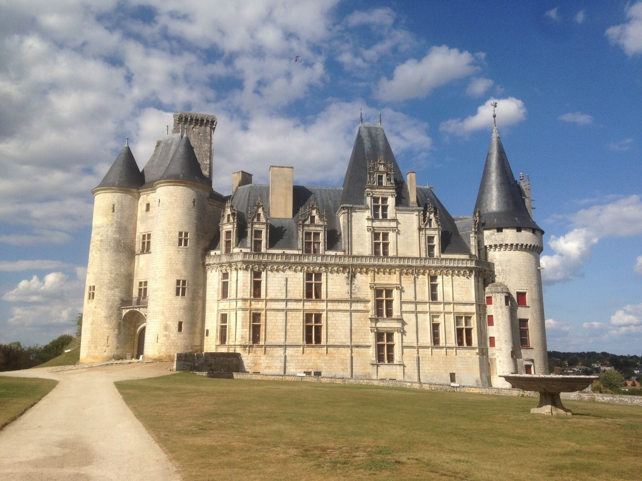 Visit La Rochefoucauld: 2026 Travel Guide for La Rochefoucauld, La  Rochefoucauld-en-Angoumois | Expedia