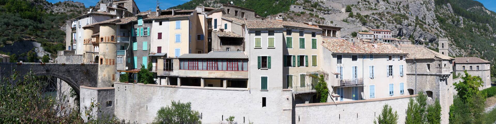 View on medieval cite of Entrevaux and citadel de Vauban