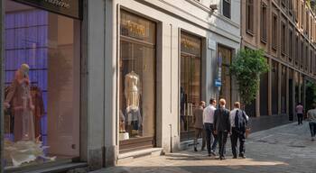 Via Montenapoleone Fashion District which includes street scenes