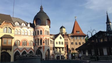 Komarno is a town situated on the Slovakian-Hungarian border.
Evropske namesti (Europe square) contains a variety of buildings that represent various historical architectural styles in Europe.
You can get here by direct train from Bratislava, or from Nove Zamky.