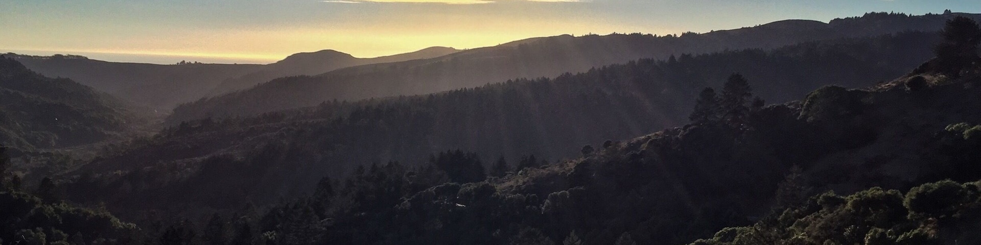 One of the most beautiful places with never ending blanket of redwood trees. Another pic from a trip last summer, waiting to go back to capture the rolling fog. #mttamalpais #mttam #sunset_pics #sunsetphotography #sunset #california #ca #neverstopexploring #wanderlust #naturephotography #nature #natureaddict #explore #mountains #picoftheday #pictureoftheday #iphone6 #iphoneography #iphoneonly #sky #nature_perfection #roadtrip #landscape #landscapephotography #landscape_captures #travelphotography #travel #sanfrancisco