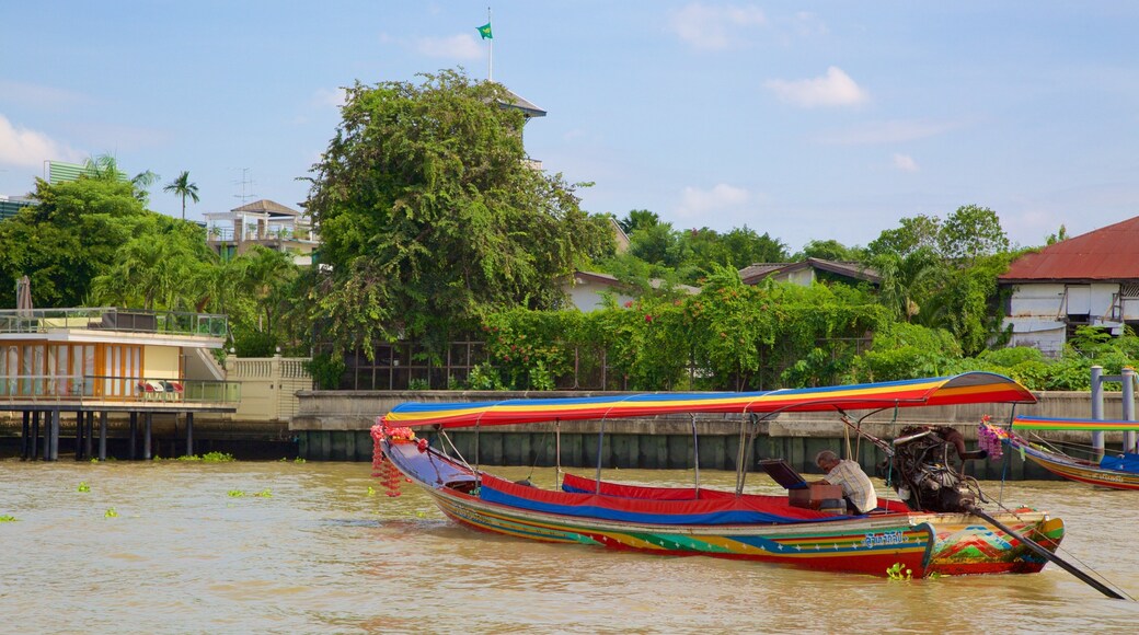 Bangkok som inkluderar båtkörning och en å eller flod