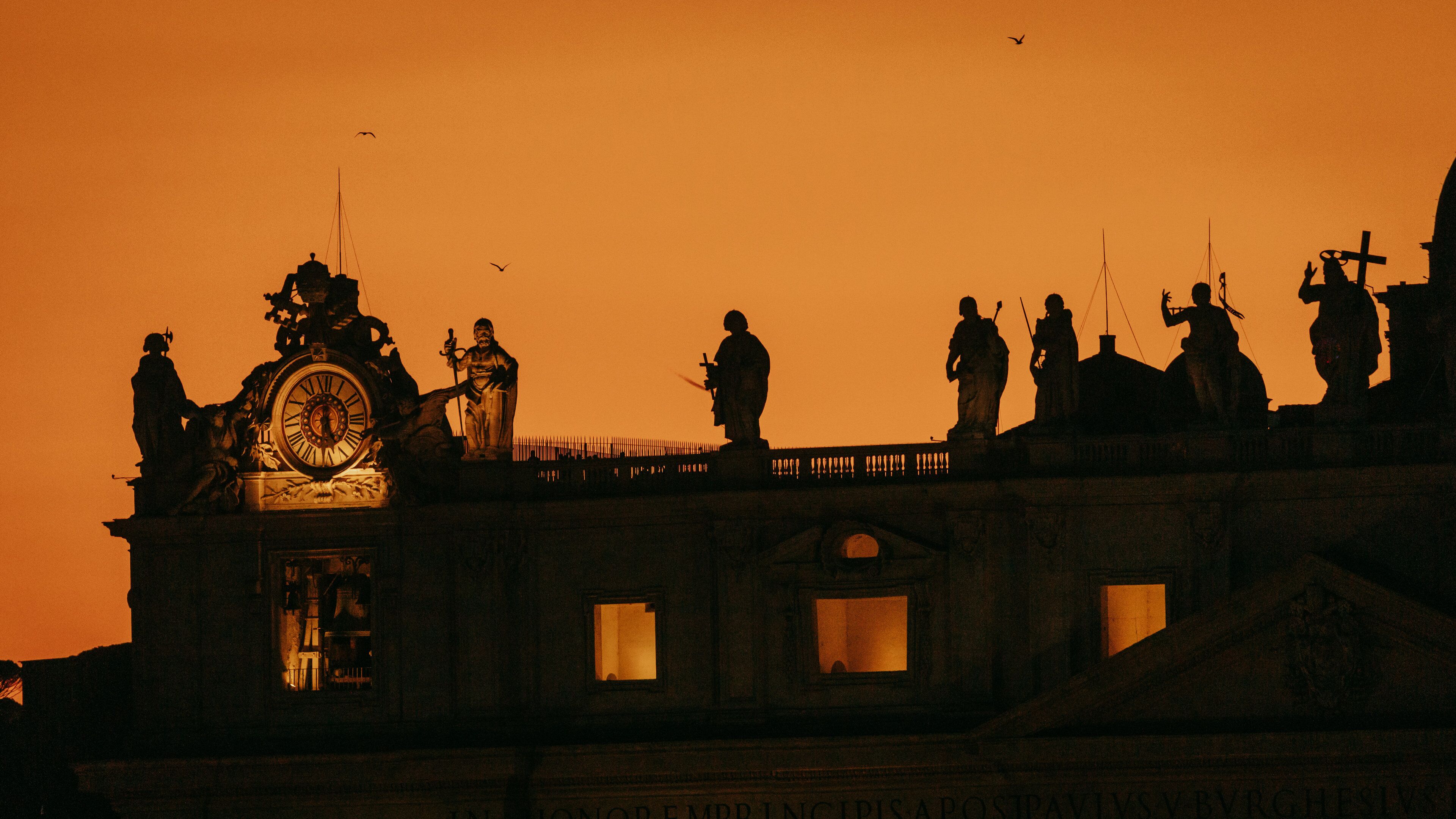 Rome Historic Centre featuring heritage elements and a sunset