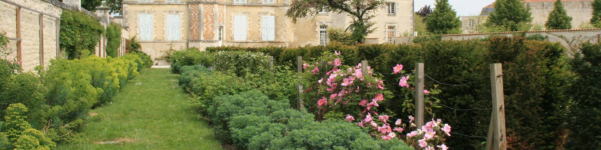 former presbytery in surgères (france)