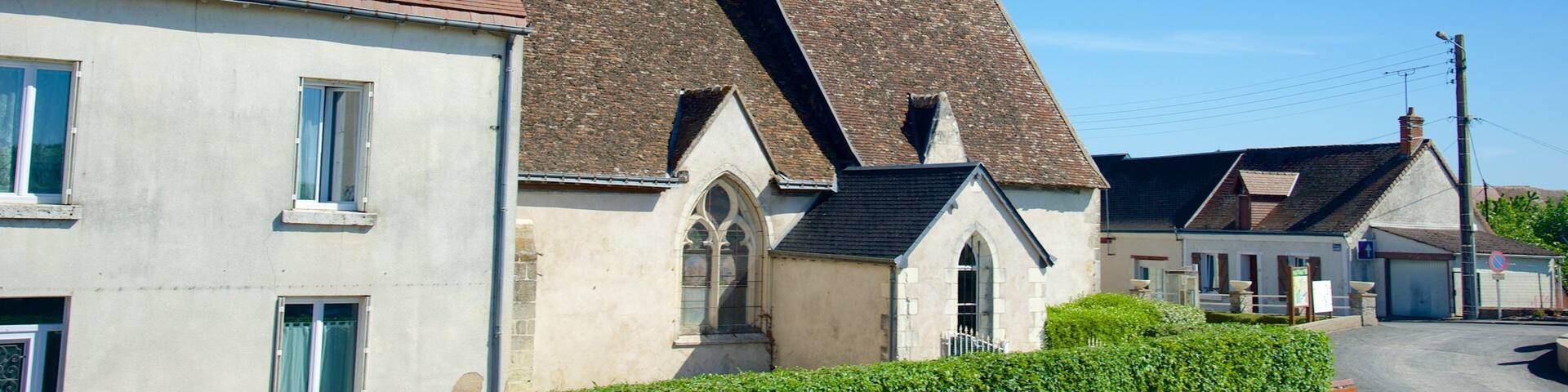 Veuves featuring a church or cathedral and heritage elements