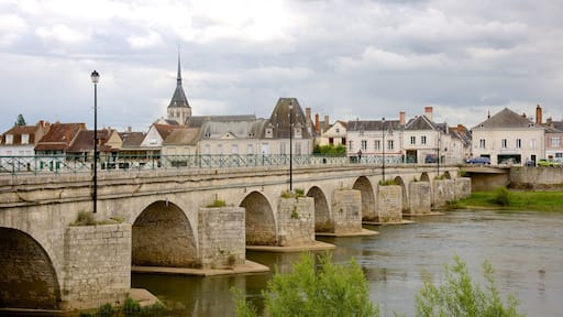 Selles-sur-Cher which includes a small town or village and a bridge