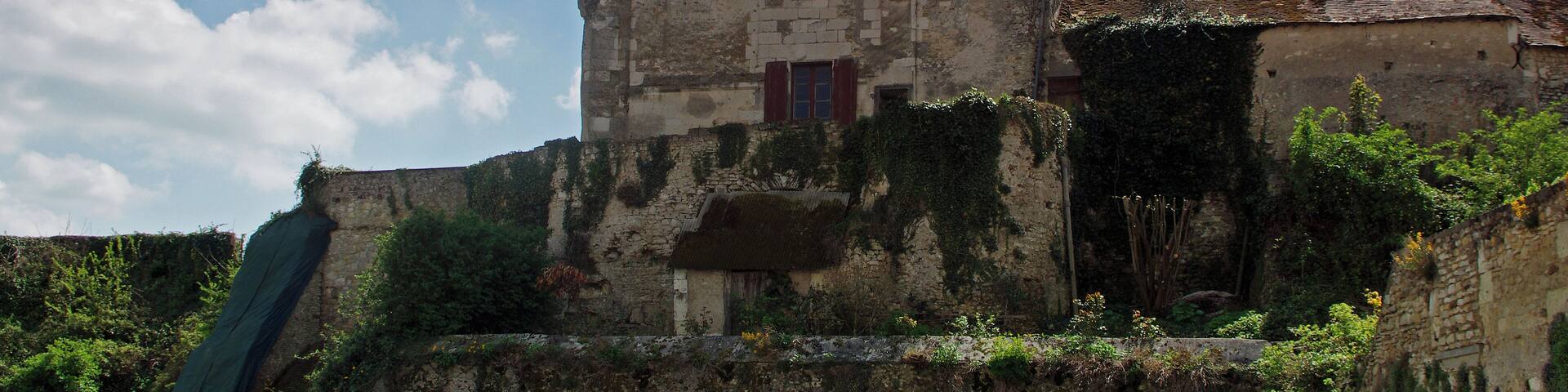 ChĂątillon-sur-Indre (Indre) Ensemble castral (Ă partir de fin 12Ăšme).