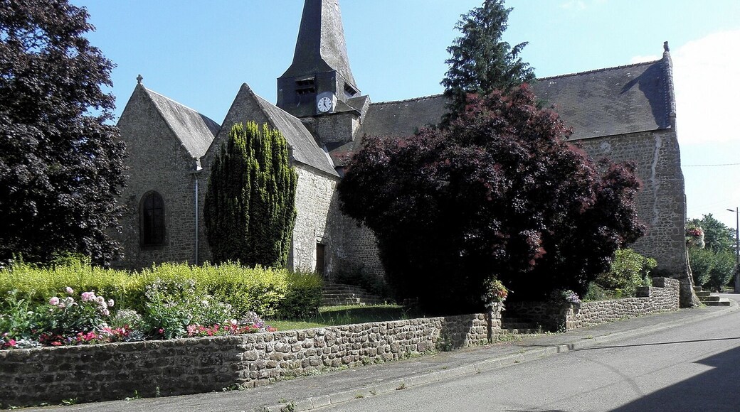 Église Saint-Martin de Cigné, commune d'Ambrières-les-Vallées (53).