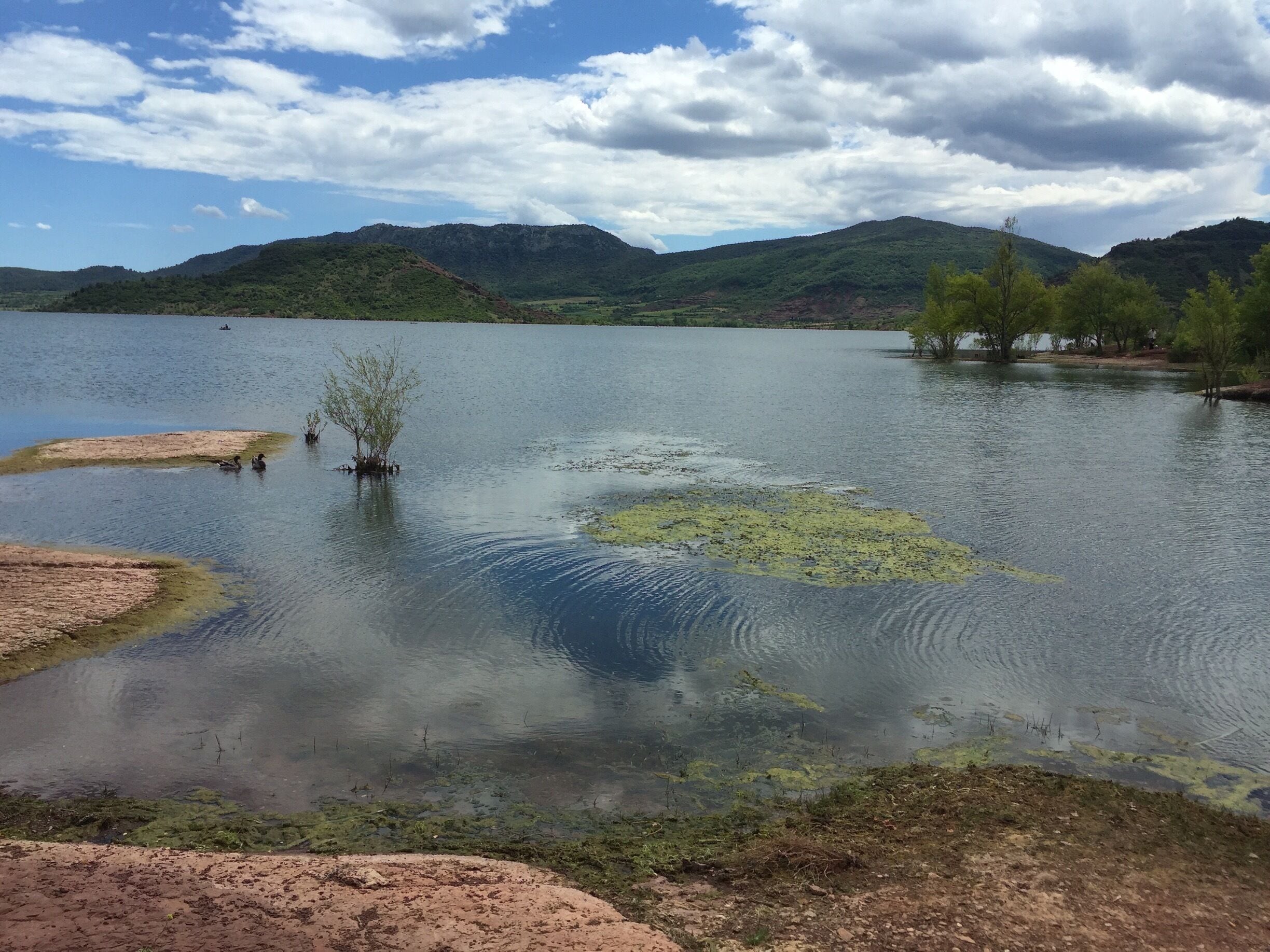 Lac du Salagou / Salagou Lake
Artificial lake created at the end of the 1960s and surrounded by hills formed from red rock