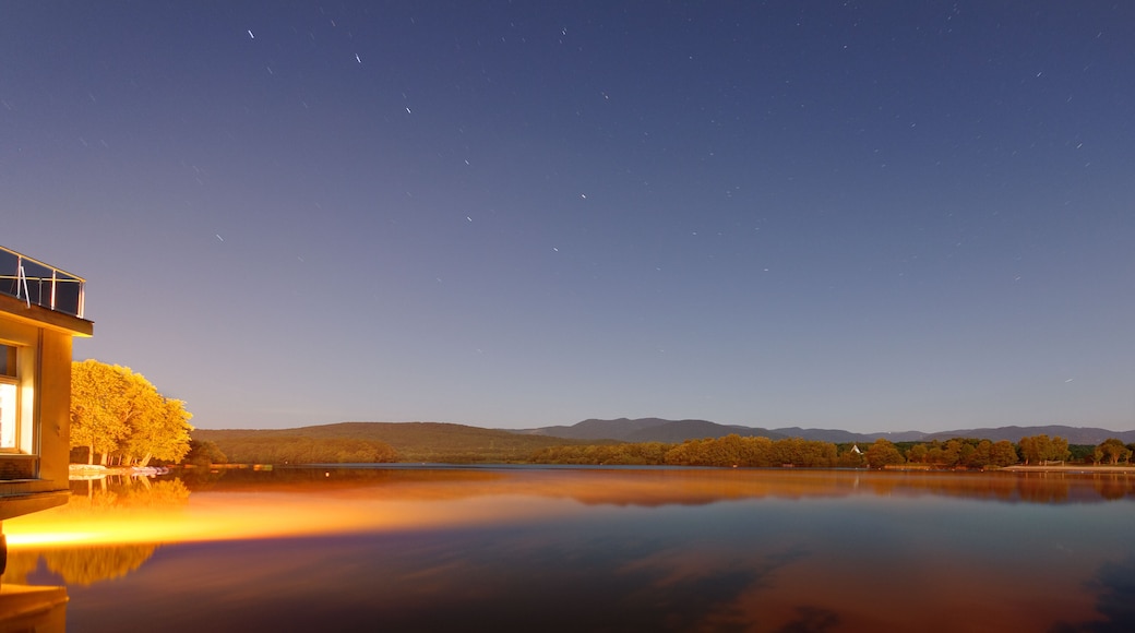 This file was uploaded with Commonist. This photograph was taken with a Nikon D300. Le lac du Malsaucy (sous le clair de Lune).