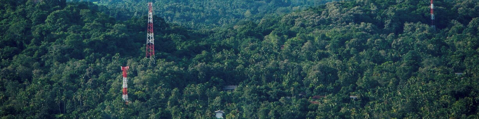 Best place in Kurunegala region to get an amazing panoramic view of the area. It is just a 30 minutes hike from the bottom of the rock. There's a giant 60m tall Buddha statue at the top of the rock as well. It is pretty much the landmark of Kurunegala region. Not a big tourist attraction. But worth a visit if you have some free time.