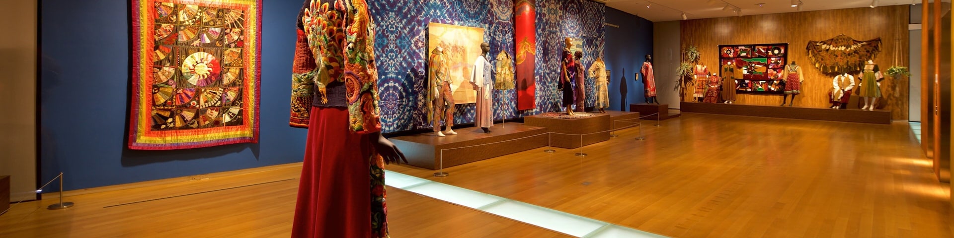 Museu de Arte e Design caracterizando arte e vistas internas