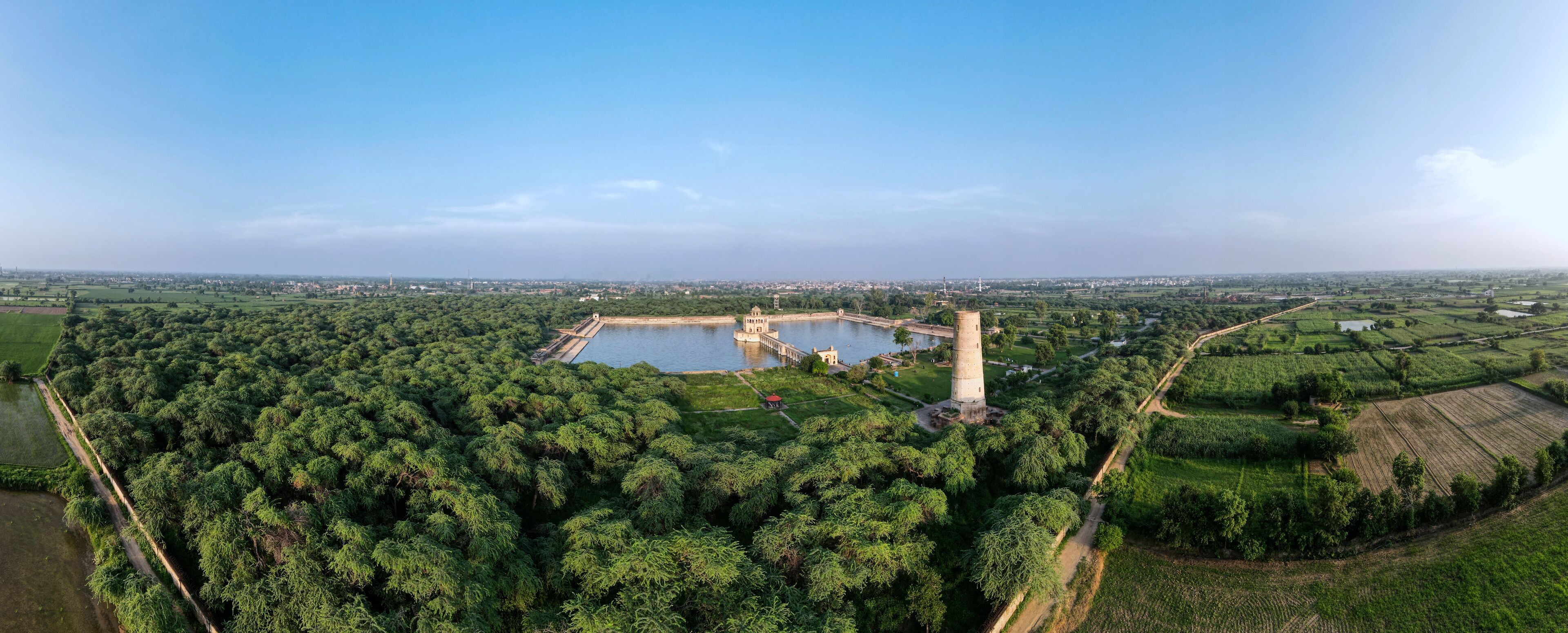 An aerial 180 degree panorama of Sheikhupura's famous landmark, Deer Tower or popularly known as Hiran Minar in local language. It was built by Mughal emperor. 

Sheikhupura, Pakistan.