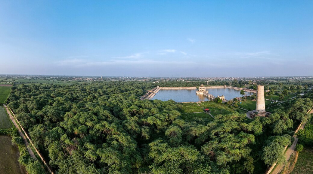 An aerial 180 degree panorama of Sheikhupura's famous landmark, Deer Tower or popularly known as Hiran Minar in local language. It was built by Mughal emperor.
Sheikhupura, Pakistan.
