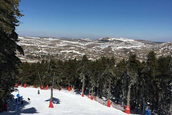 Great little ski resort and only 2 hours away from Valencia and the beach.