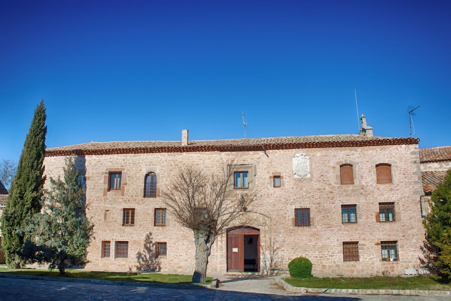 Convento de Santa Isabel, fundado en el siglo XVI por las Clarisas que aún lo habitan. Medinaceli Provincia de Soria Castilla y León España
