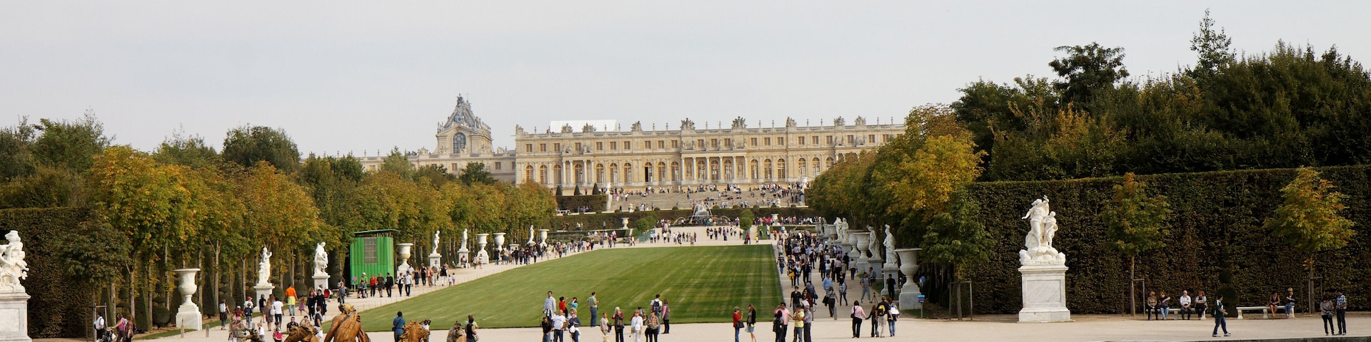 This building is classé au titre des Monuments Historiques. It is indexed in the Base Mérimée, a database of architectural heritage maintained by the French Ministry of Culture, under the reference PA00087673 .