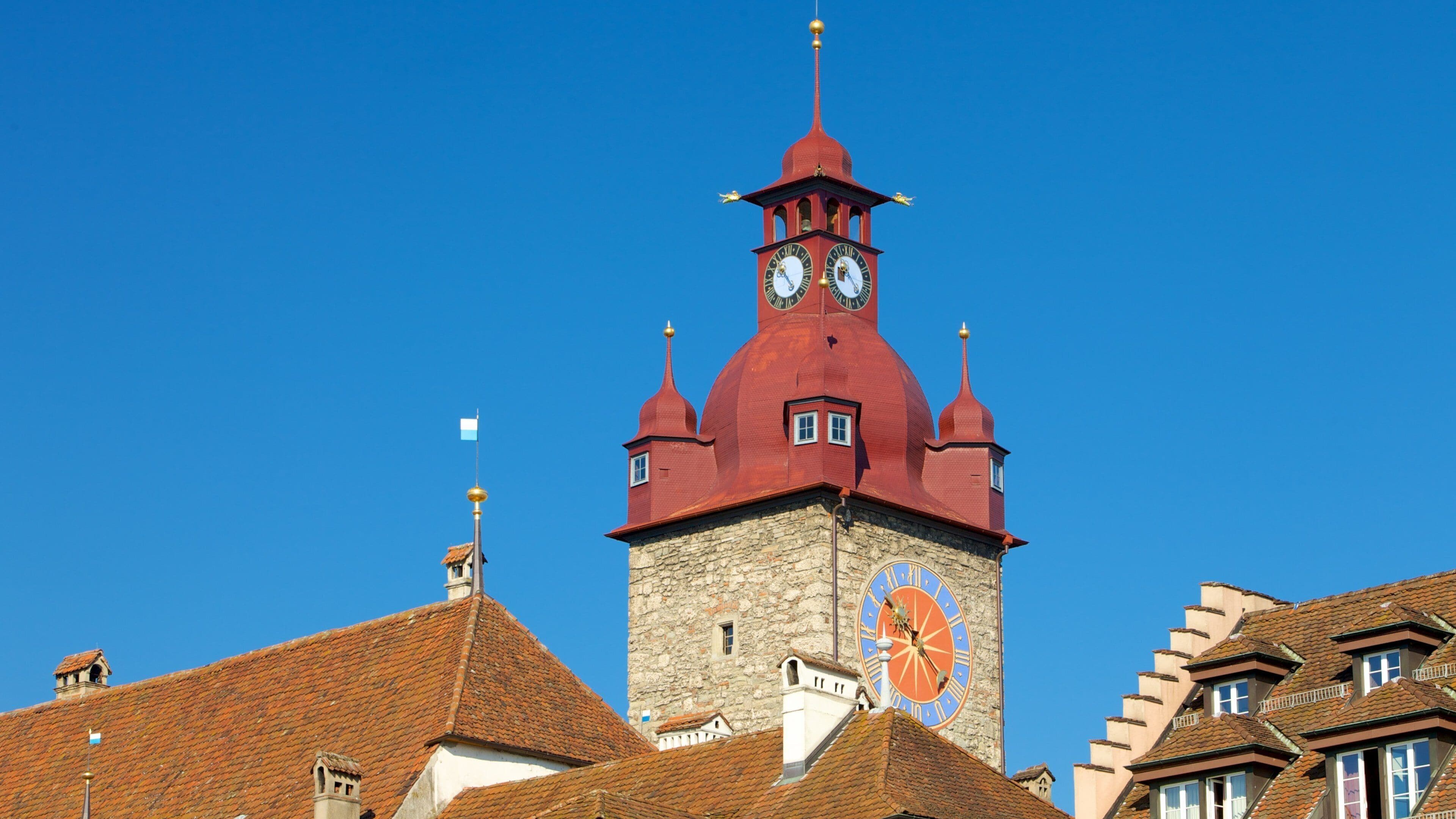 Old Town Lucerne showing a church or cathedral, heritage architecture and religious aspects