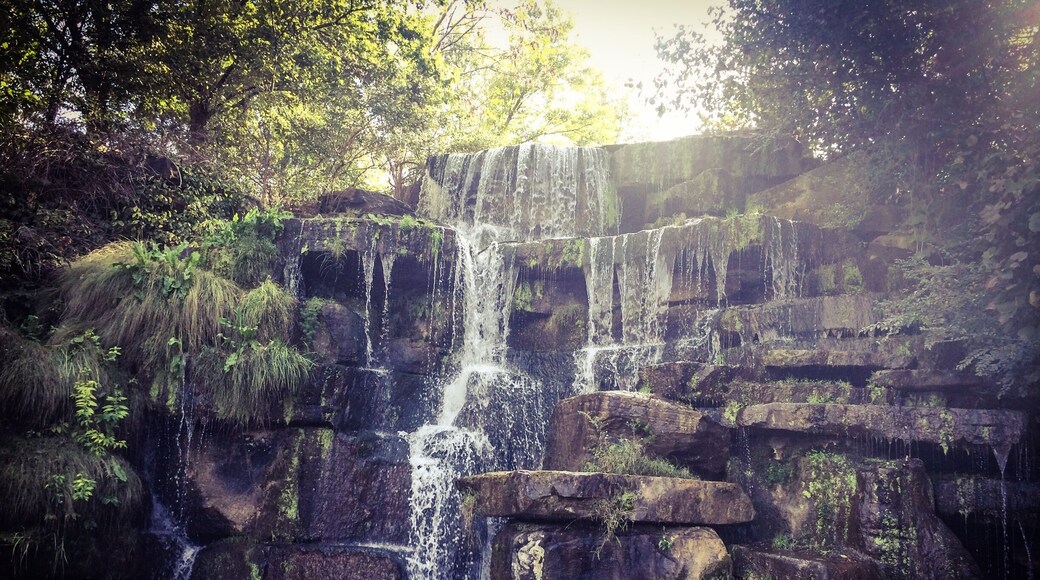 This historic park dates back to the early 1800s when then first settlers to the area arrived. It features the what is said is the worlds largest man made waterfall and a fountain dedicated to Princess Im-Mi-Ah-Key wife of Chickasaw Indian chief Tuscumbia for whom the town is named.
Oka Kapassa is a special Native American gathering that is held here and is dedicated to celebrating the culture and traditions of American Indians who once thrived in Alabama. The gathering is a coming home of sorts for the tribes that were forcibly removed from their homes in the Southeast. There's also a stature that reflects the Indians forced March to the west called "Sacred Tears, The Exit to the West."