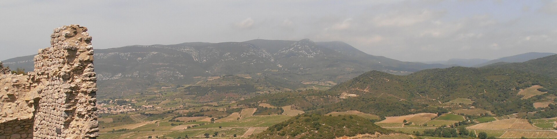 This building is indexed in the Base Mérimée, a database of architectural heritage maintained by the French Ministry of Culture, under the reference PA00102913 .