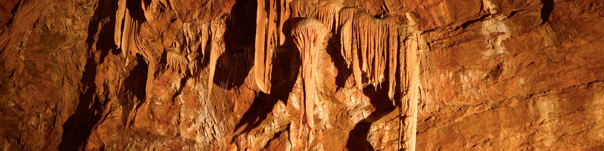 Sculptures naturelles au coeur de la terre à la grotte de Trabuc à Mialet (30140), département du Gard en région Occitanie, France