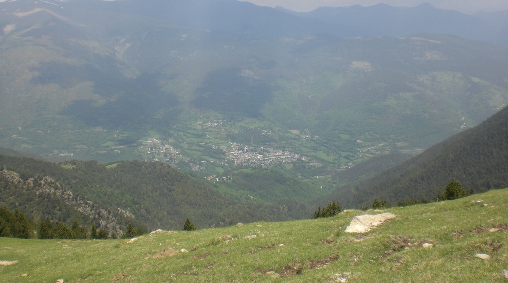 Puigmal i les Planoles des del Coll de Coma Ermada, Serra de Montgrony (juny 2012)