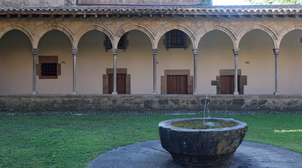 Sant Joan de Les Abadesses