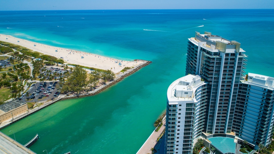 Baker's Haulover Inlet
