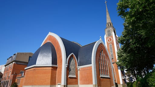 Saint-Stanislas-des-Blagis is a church that was built from 1934 until 1936. The project is located in Fontenay-aux-Roses, Hauts-de-Seine, France.