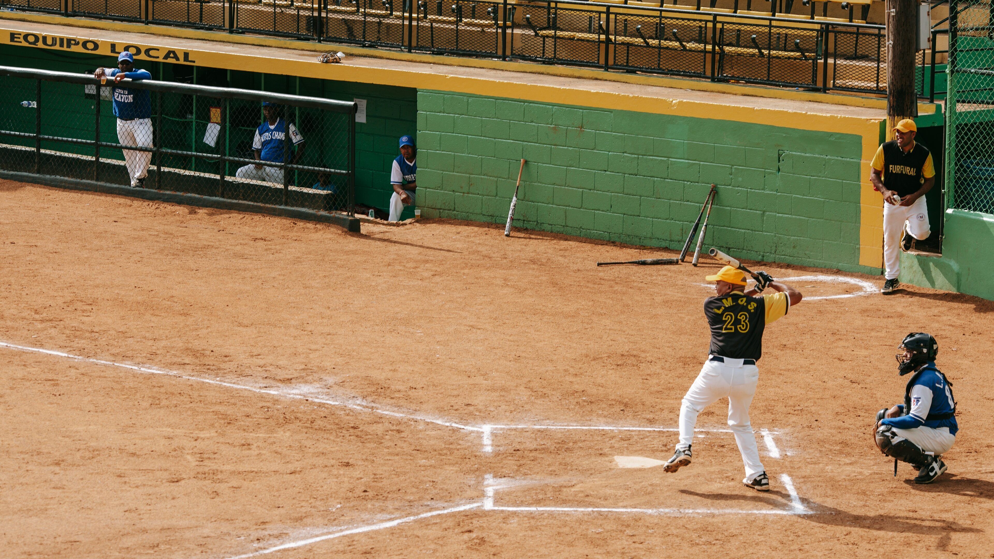 La Romana featuring a sporting event as well as an individual male
