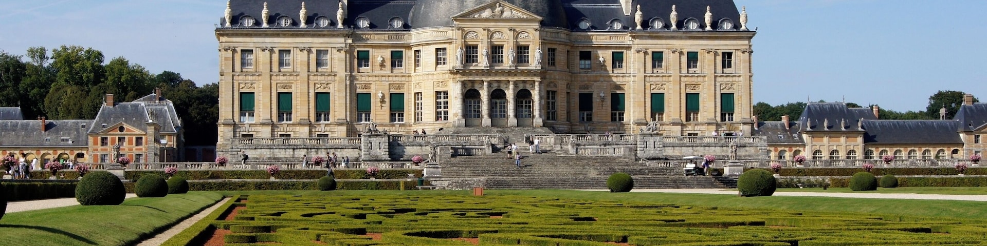 The castle of Vaux-le-Vicomte, with parterre garden, Seine-et-Marne, France.
