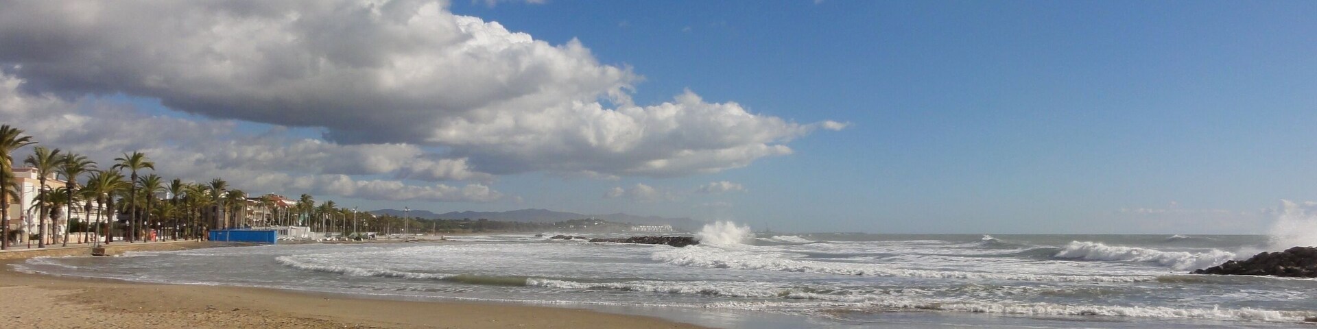 This is a a photo of a beach in Catalonia, Spain, with id: