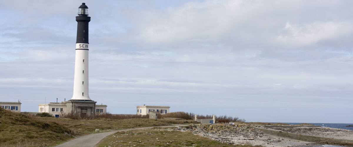 part of island with lighthouse