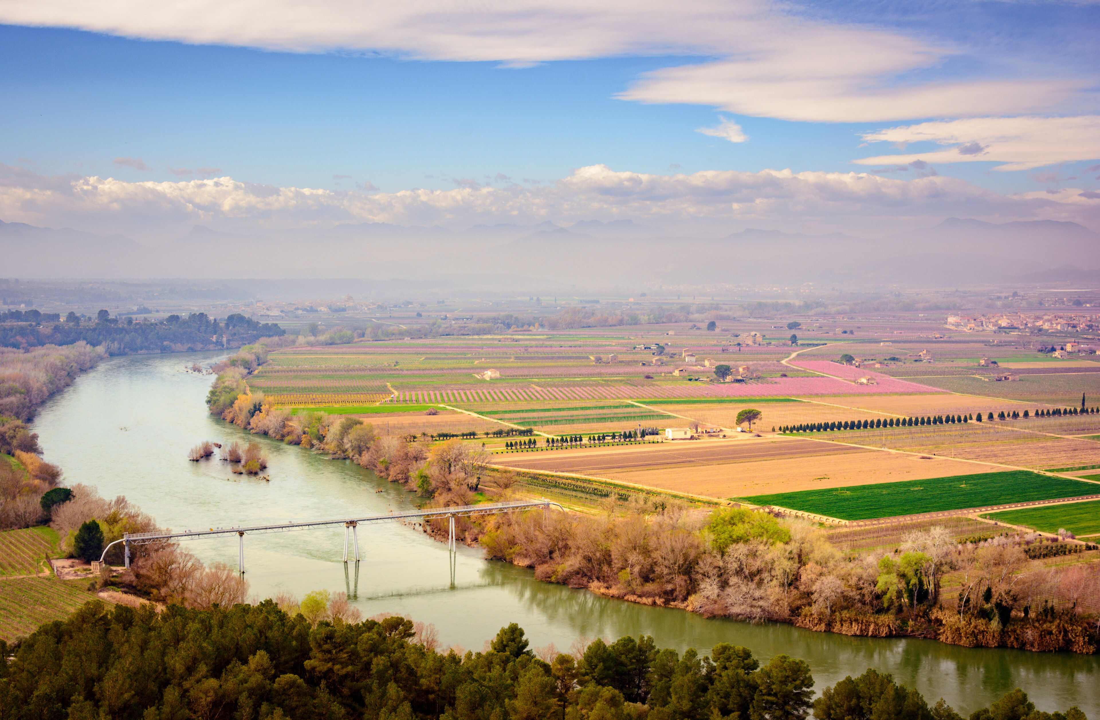 Ebro River, Spain, passing near Mora la Nova and Mora d'Ebre