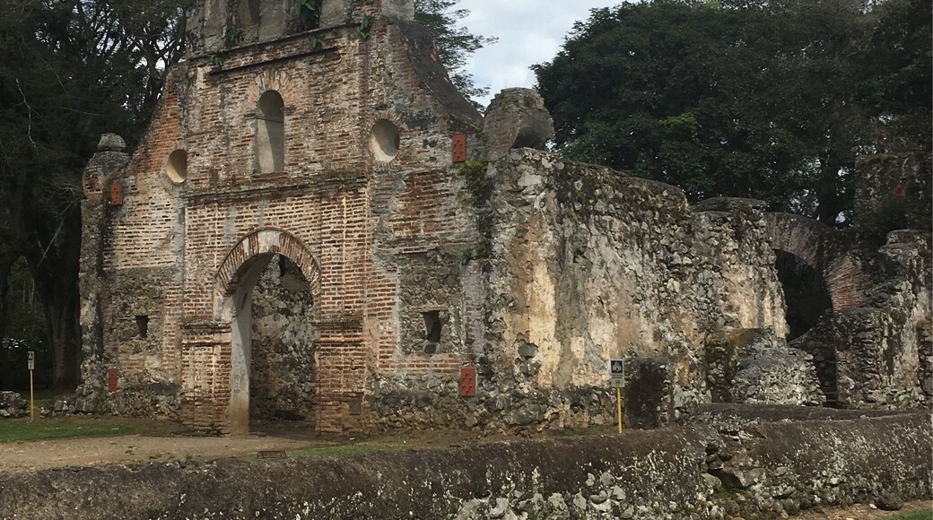 The Ujarras ruins near Cartago offers free access for visitors to one of the oldest monuments in Costa Rica