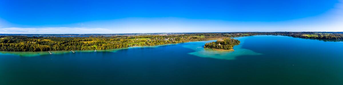 Germany, Bavaria, Bachern, Stranberg district, Aerial view of Worth lake with the Worth island (also called Mausinsel)