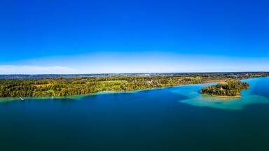 Germany, Bavaria, Bachern, Stranberg district, Aerial view of Worth lake with the Worth island (also called Mausinsel)