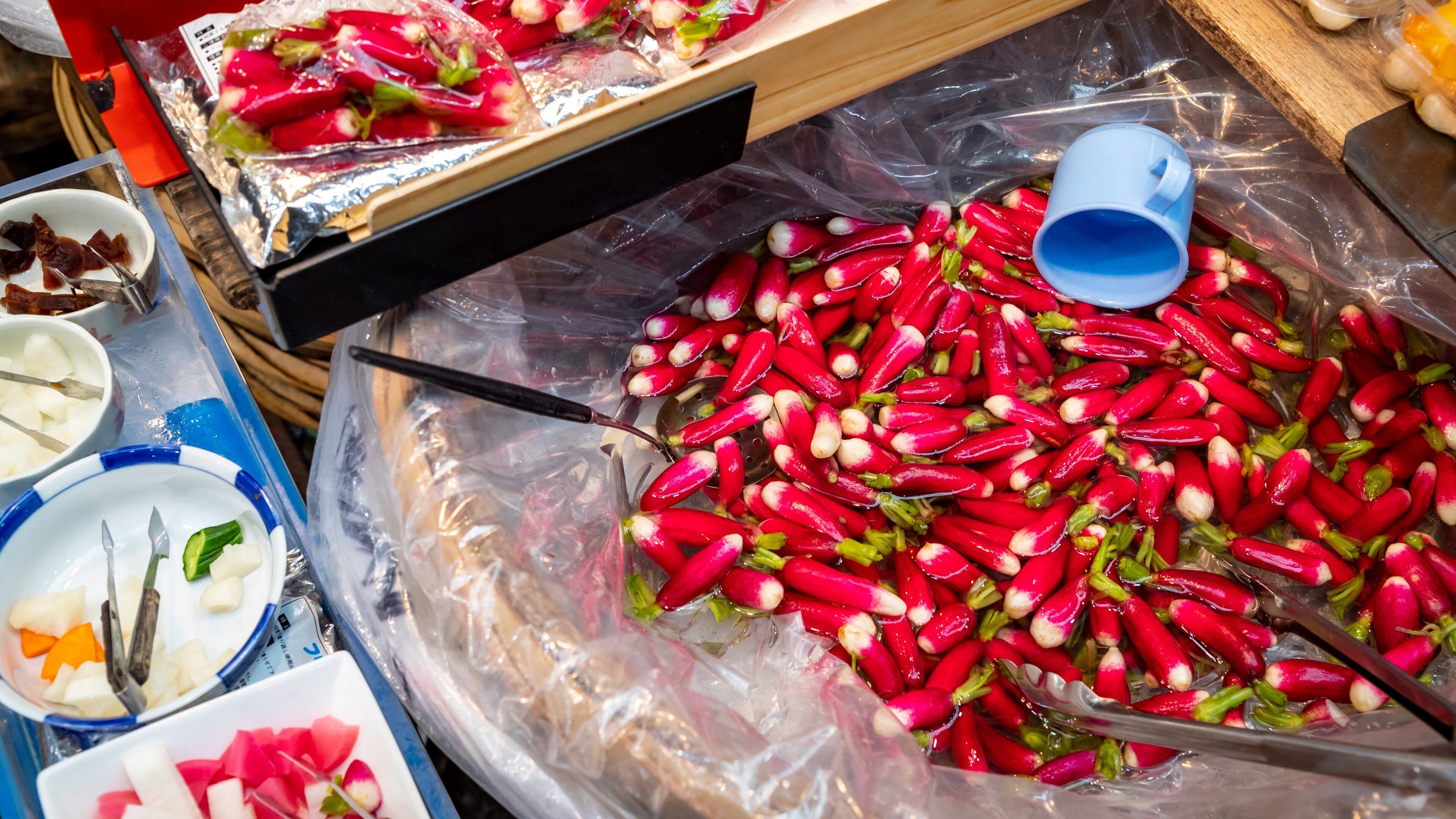 Kuromon Ichiba Market showing markets and food
