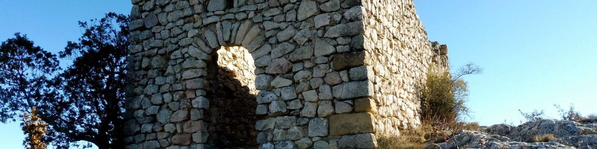 Ermita de Sant Miquel de Vilanova de la Sal (les Avellanes i Santa Linya) This is a photo of a building indexed in the Catalan heritage register as Bé Cultural d'Interès Local (BCIL) under the reference IPA-22064.