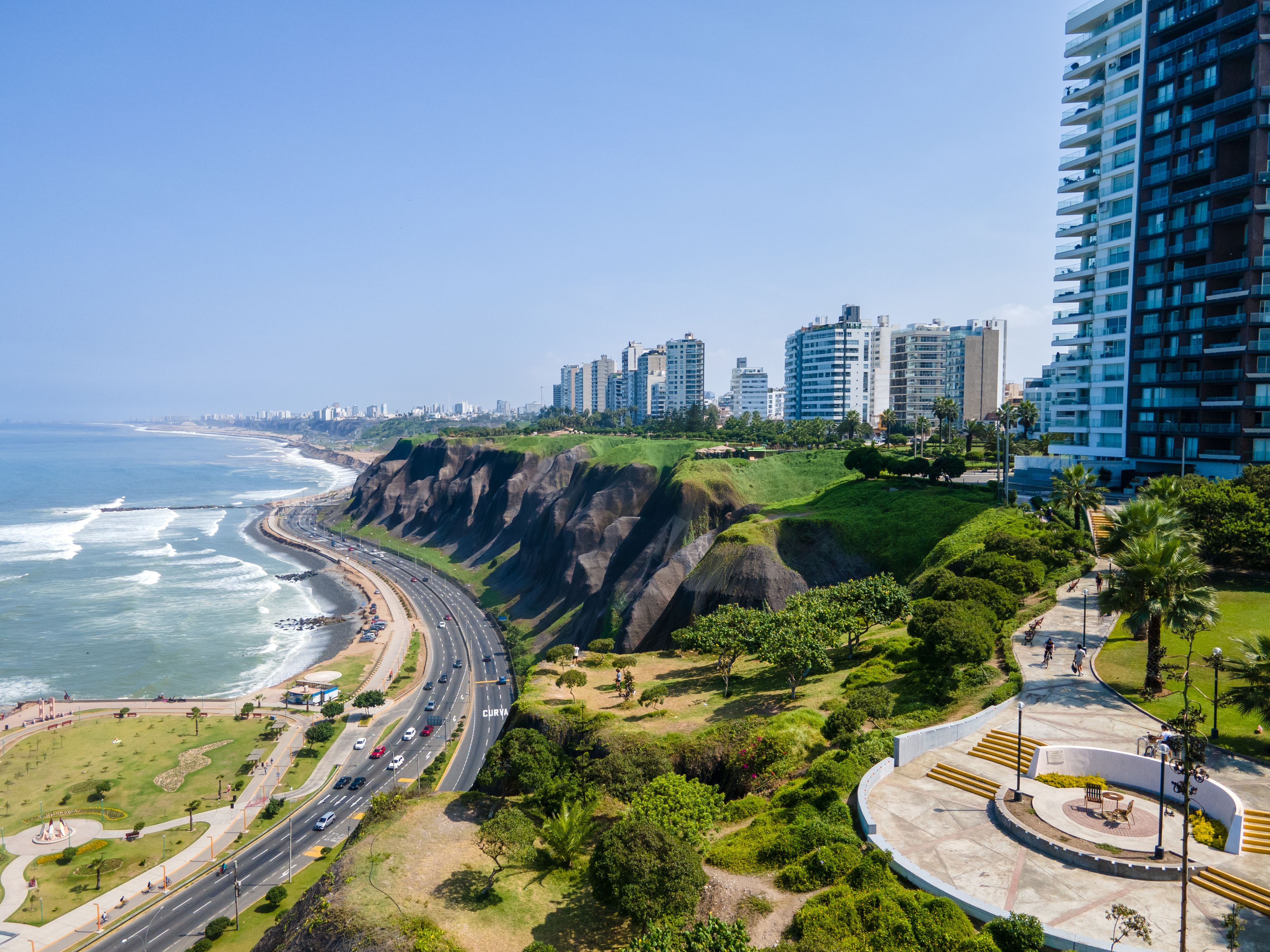 beautiful view area, miraflores boardwalk