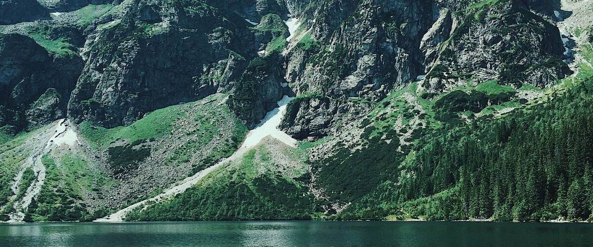 Easily accessible short hike with incredible views. If you're ever in Poland, in Kraków to be exact, you must take a day trip to the Tarta Mountains. #takeahike #europe #mountains