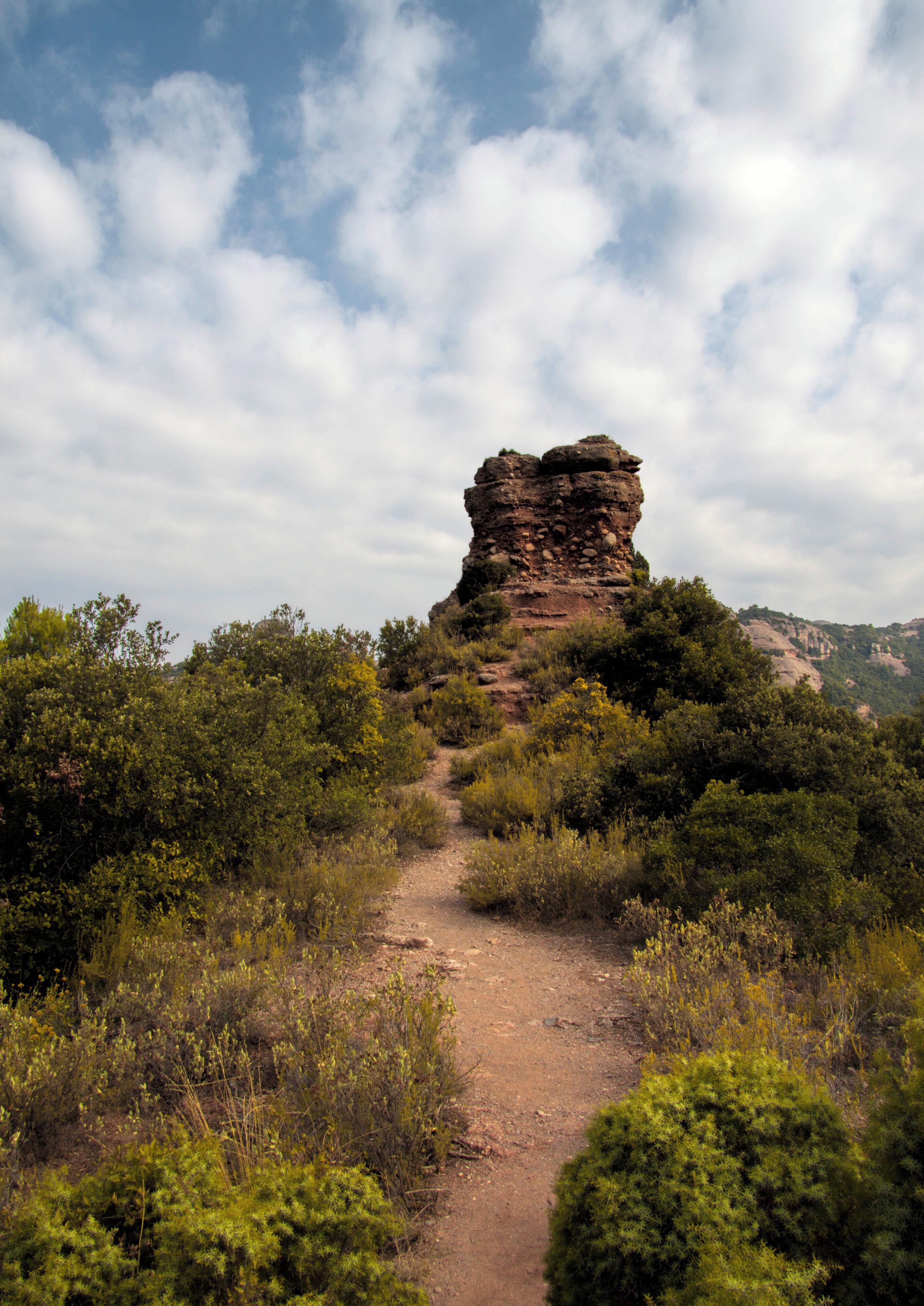 This is a a photo of a geologic site or geotope in Catalonia, Spain, with id: