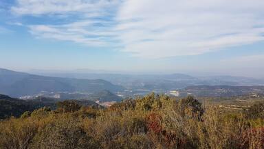 Vista des del cim del Turó de l'Escletxa (100 cims de la FEEC)