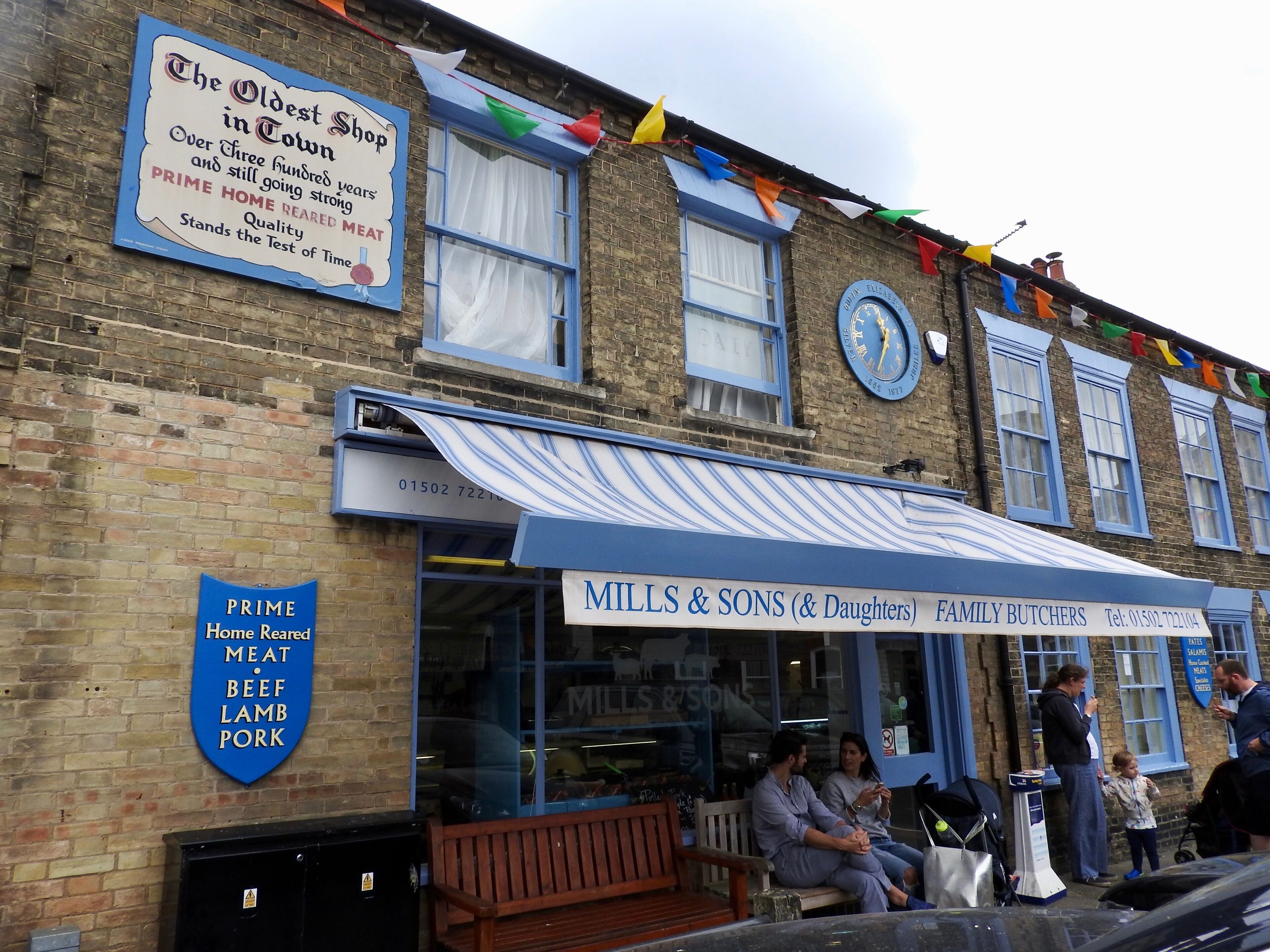 The oldest shop in town in business for over 300 years.

#LikeALocal #OnTheRoad #TroverFoodies