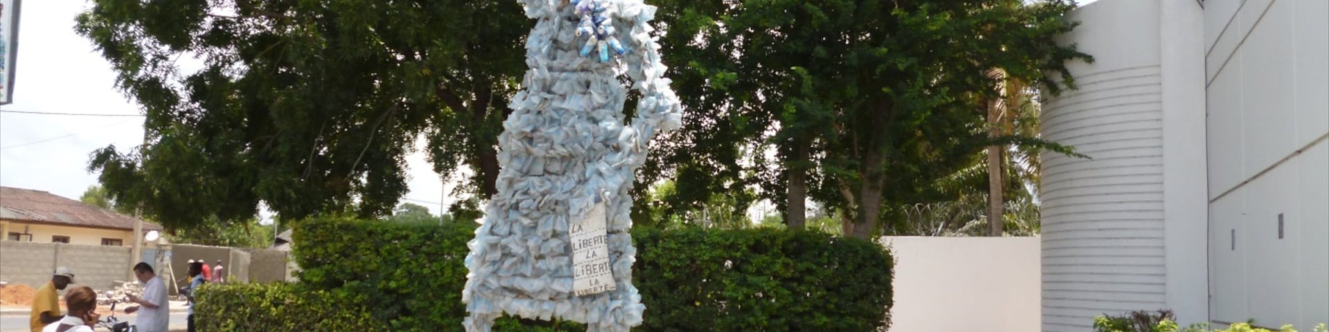 Abomey caracterizando arte ao ar livre