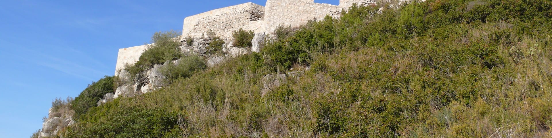 Castell de Subirats i església de Sant Pere del Castell (Subirats)